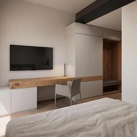 Buticni Soncno Polje 4*